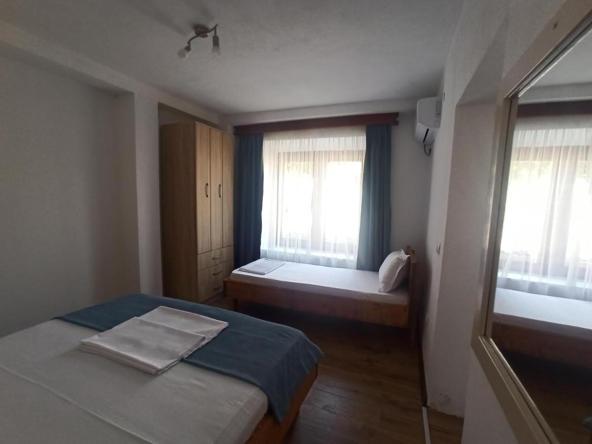 Apartments Kollari Ulcinj Kamer foto