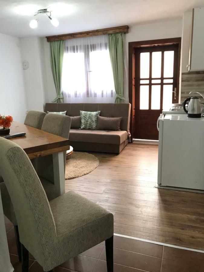 Apartments Kollari Ulcinj Buitenkant foto
